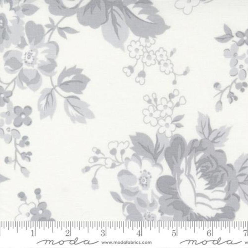 Dwell – 55270-28 – Large Floral Rose – White / Gray
