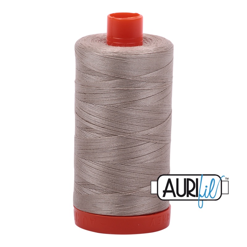 50wt – Aurifil – 5011 – Rope Beige – 1300m/1422yds