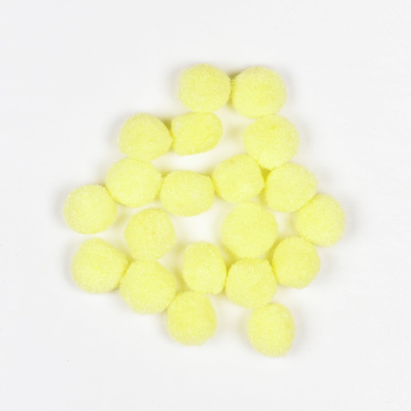 Pom Poms – Yellow 25mm | 25pc & 100pc TBD 25pc