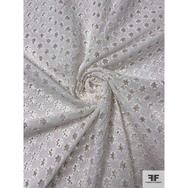 Stars in Circles Embroidered Eyelet Cotton – White Fabric by the Yard