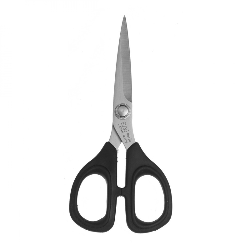 KAI 5.5″ Scissors (N5135)