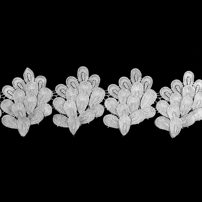 Metallic White 3D Lace Trim – 5.5″