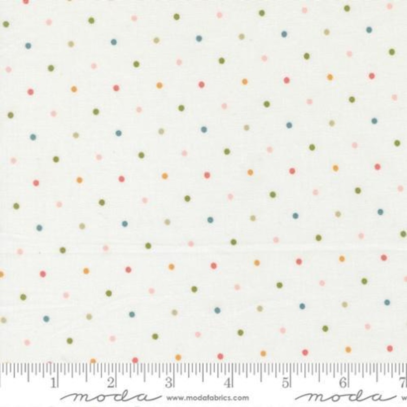 Wild Honey – Magic Dot Basics – 5230-51  Daisy