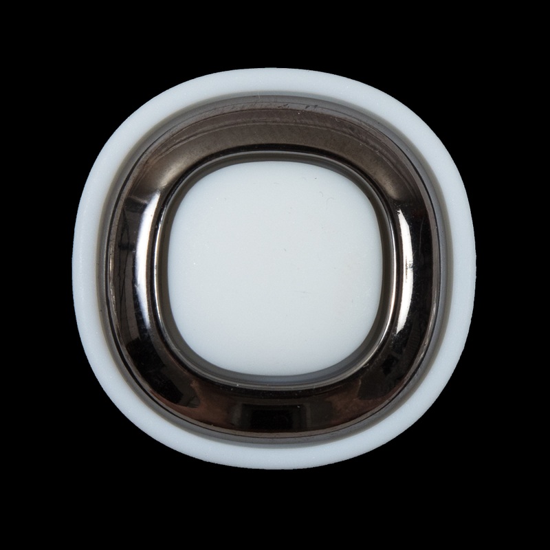 White and Gunmetal 2-Piece Plastic Button – 48L/30.5mm