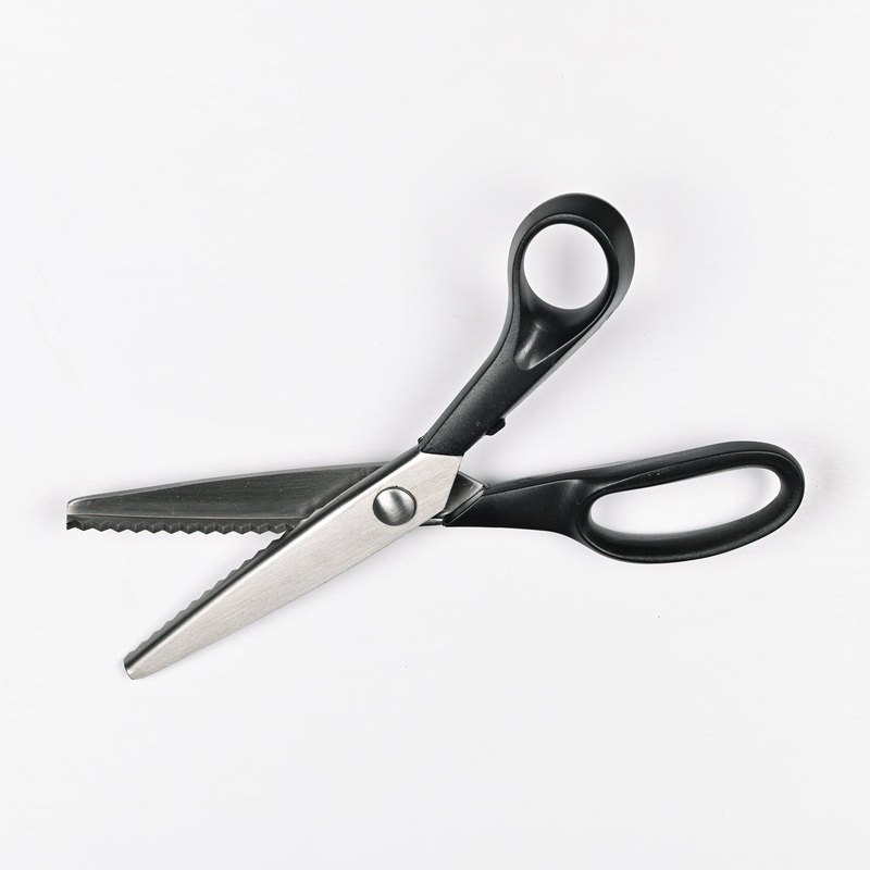 Pinking Shear 9″ B4715