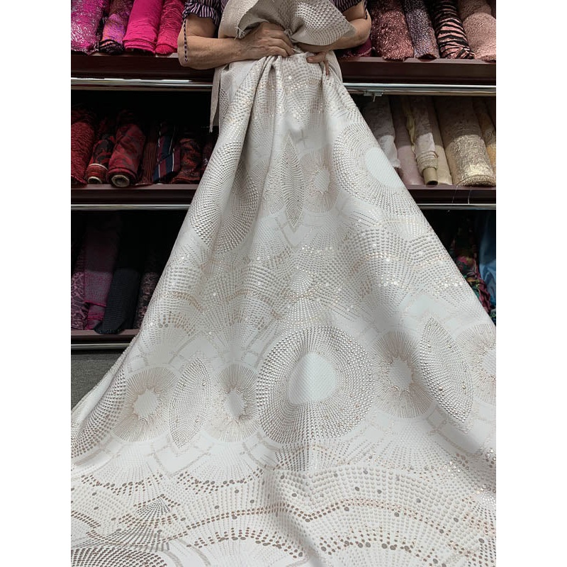 Pamella Roland Italian Oversize Sun-Medallion Textured Novelty Brocade – Off-White / Gold Fabric by the Yard