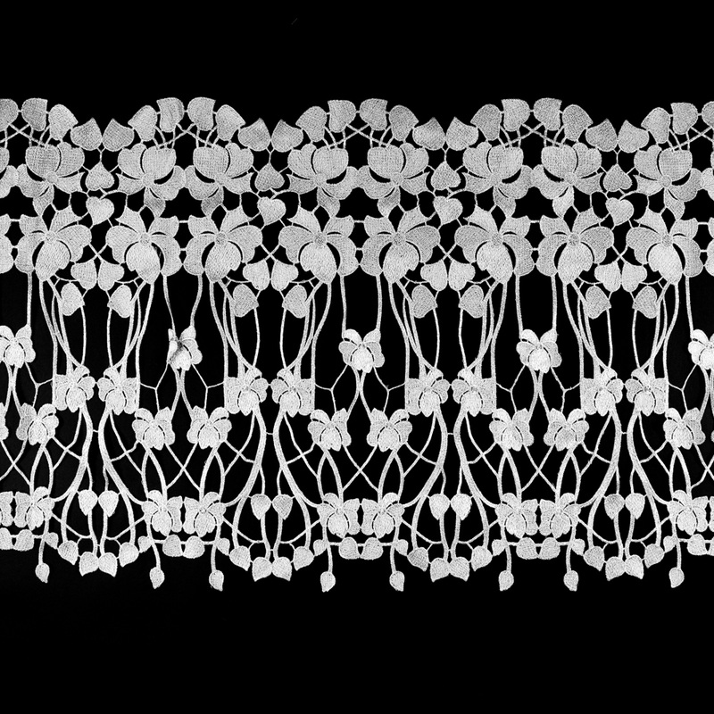 Metallic White Floral Lace Trimming – 16″