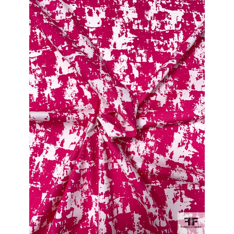 Abstract Spray Paint Printed Stretch Cotton Poplin – Berry Pink / Off-White Fabric by the Yard