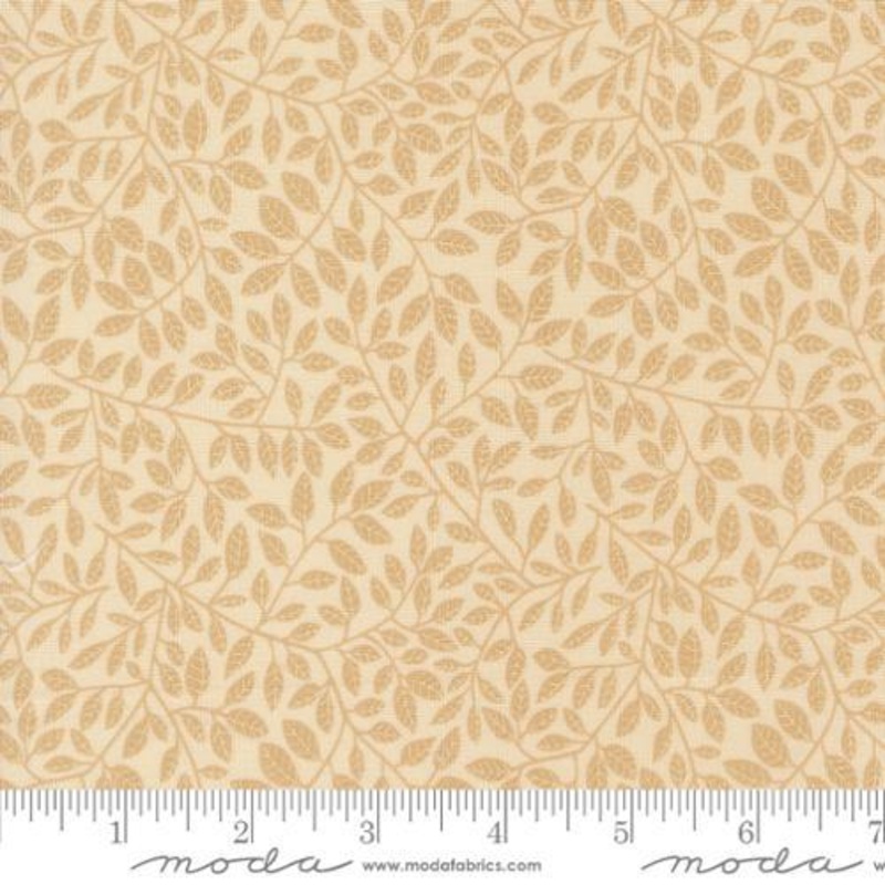 Autumn Forest  –   514122-11 Hidden In Foliage Cream