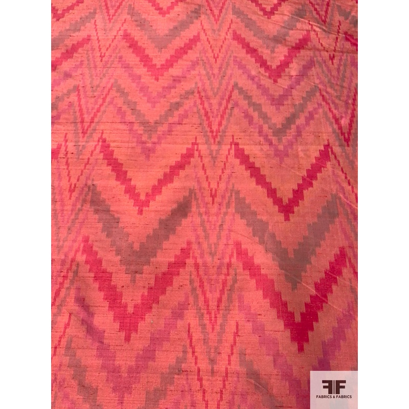Jagged Chevron Warped Silk Shantung – Coral Pink / Berry Pink / Faint Purple Fabric by the Yard