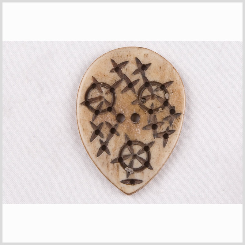 Natural Bone Abstract Leaf-Shaped 2-Hole Button – 60L/38mm