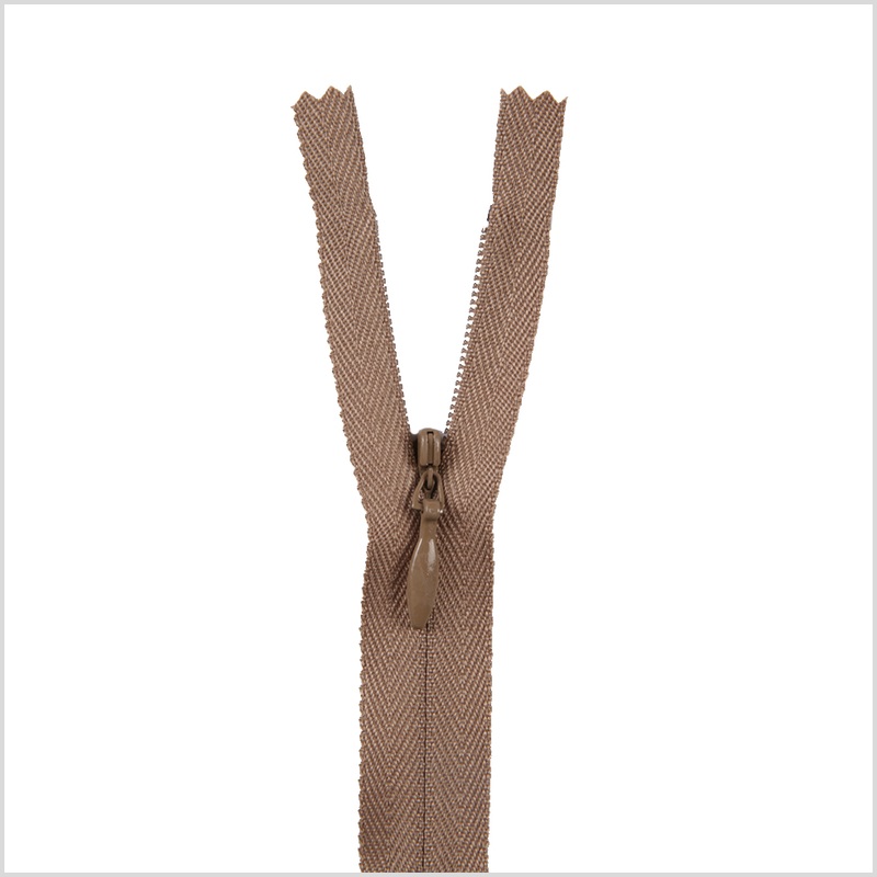 Invisible Zipper 9″ by YKK – 894 Warm Beige