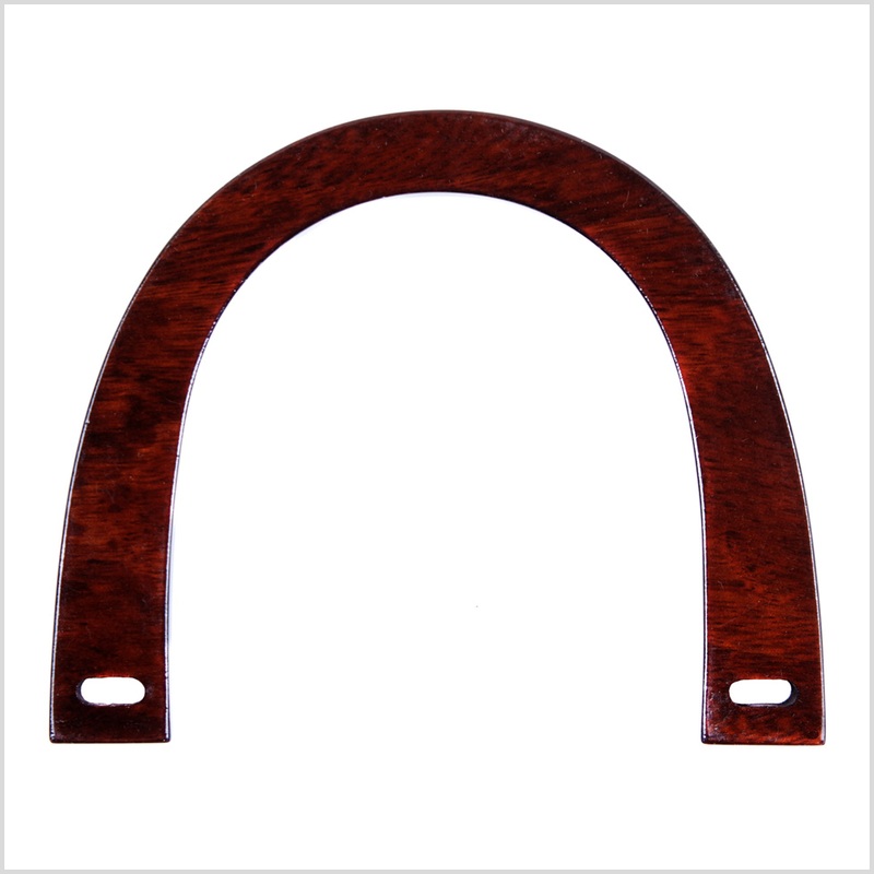 Light Brown Wooden Handle – 3.5″  x 4.5″