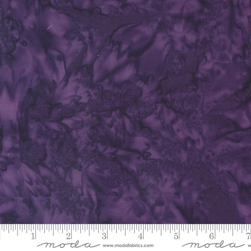 Berrylicious Batiks – Marble – 4368-29 – Plum