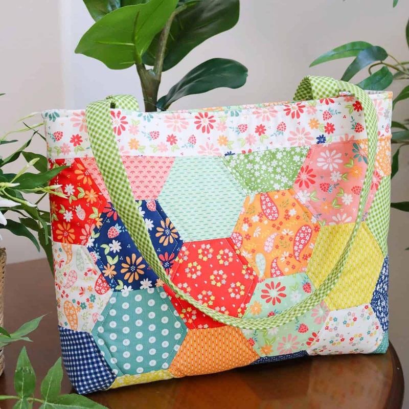 Raspberry Summer Tote Kit – Approx 18″ x 14″