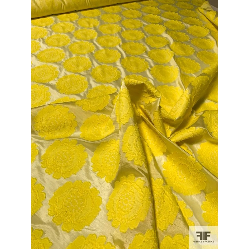 Lela Rose Sunflower Poly Cotton Fil Coup – Bright Yellow / Pastel Yellow Fabric by the Yard