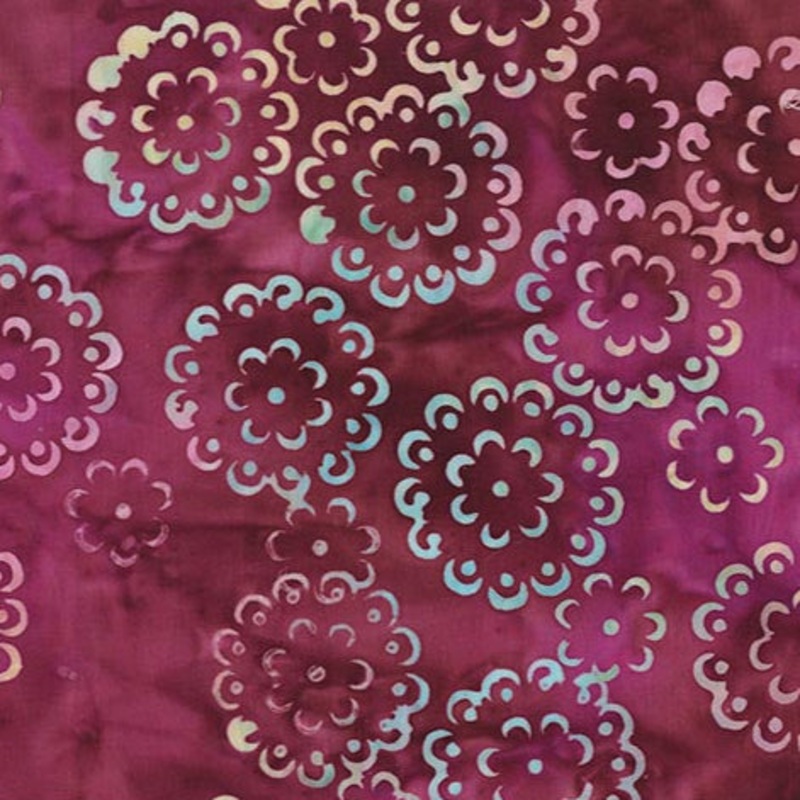 Dahlia / Doilies in Plumrose