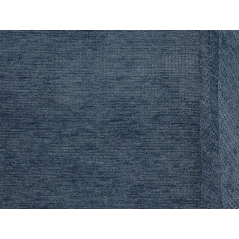 145cm Winters Solace Collection UP579-4 UP579-4