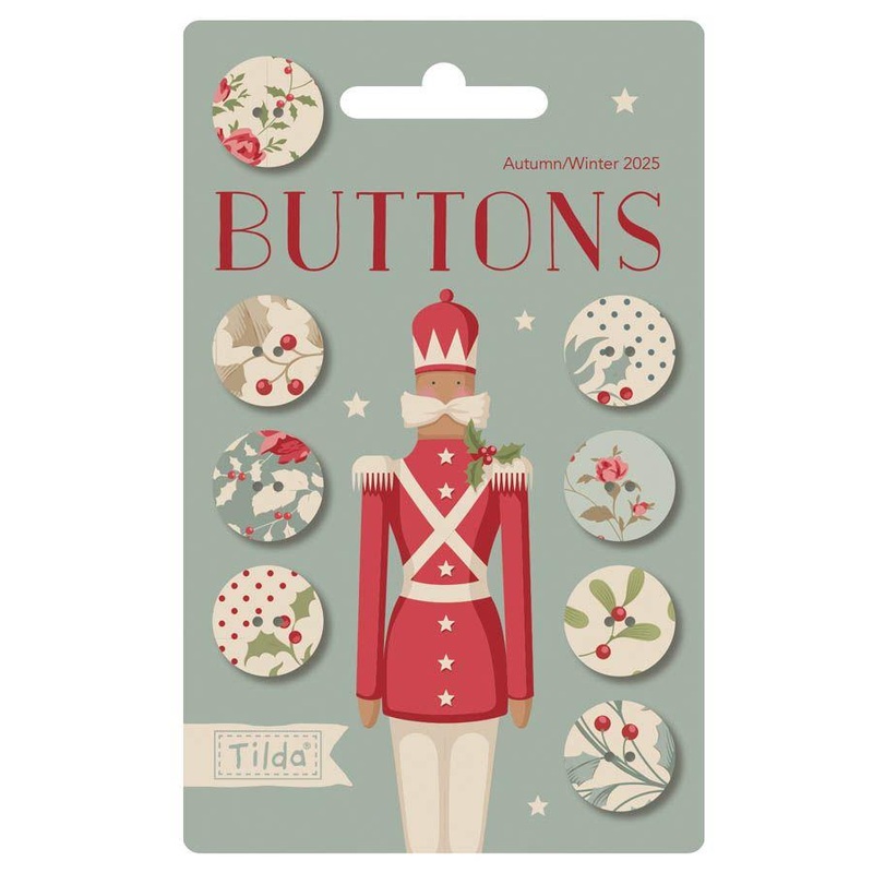 Merry Little Christmas Buttons – 400072 – Tilda – 16 mm – 8 pieces