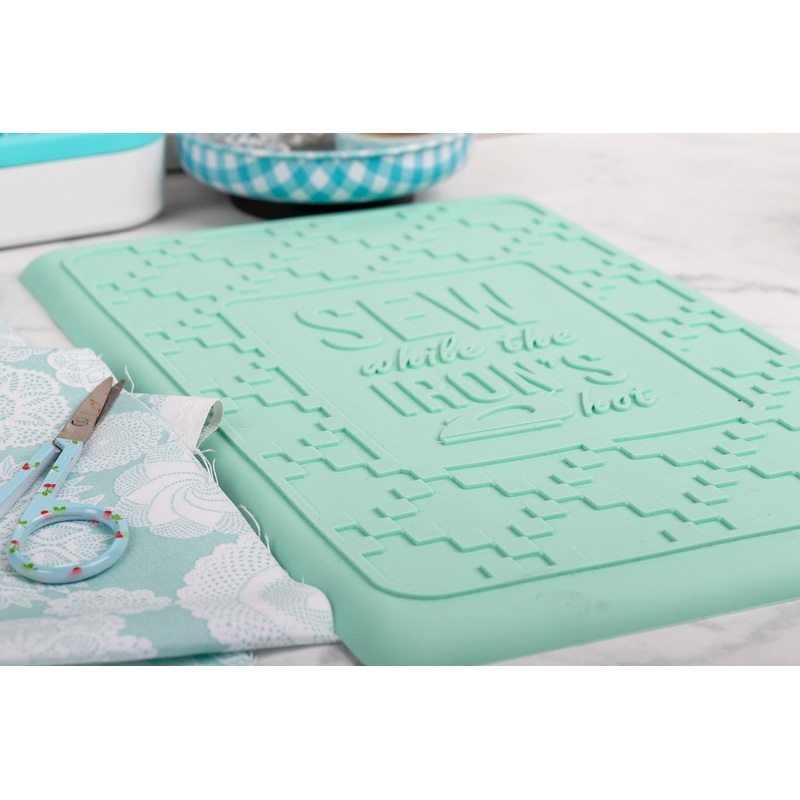 Sew Hot Iron Rest – It’s Sew Emma