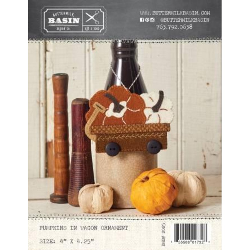 CLEARANCE – Pumpkins In Wagon Ornament – Buttermilk Basin