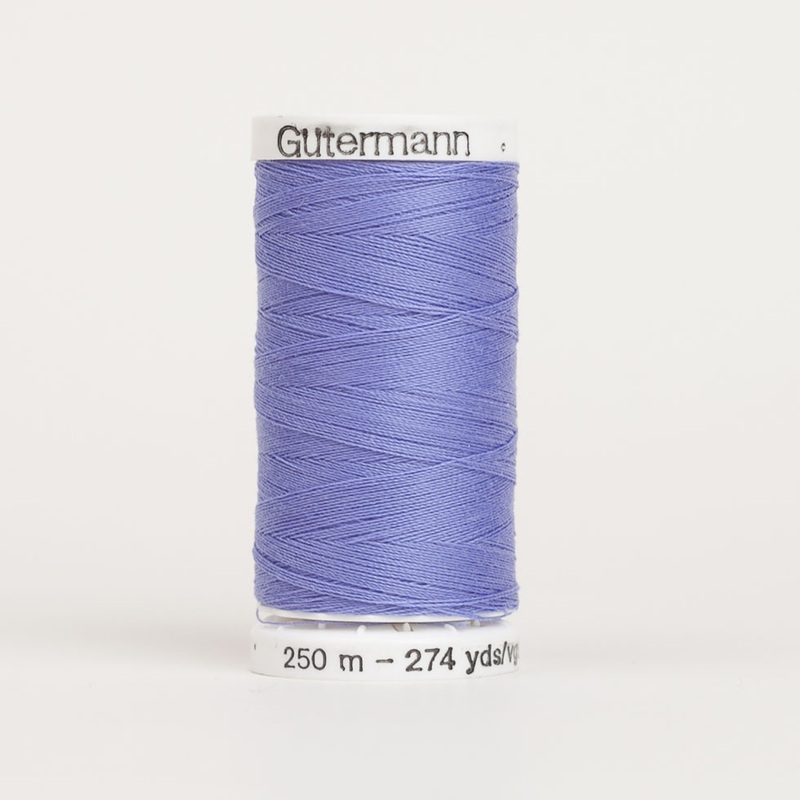 Gutermann Sew All Thread 250m – 930 Bright Lavender