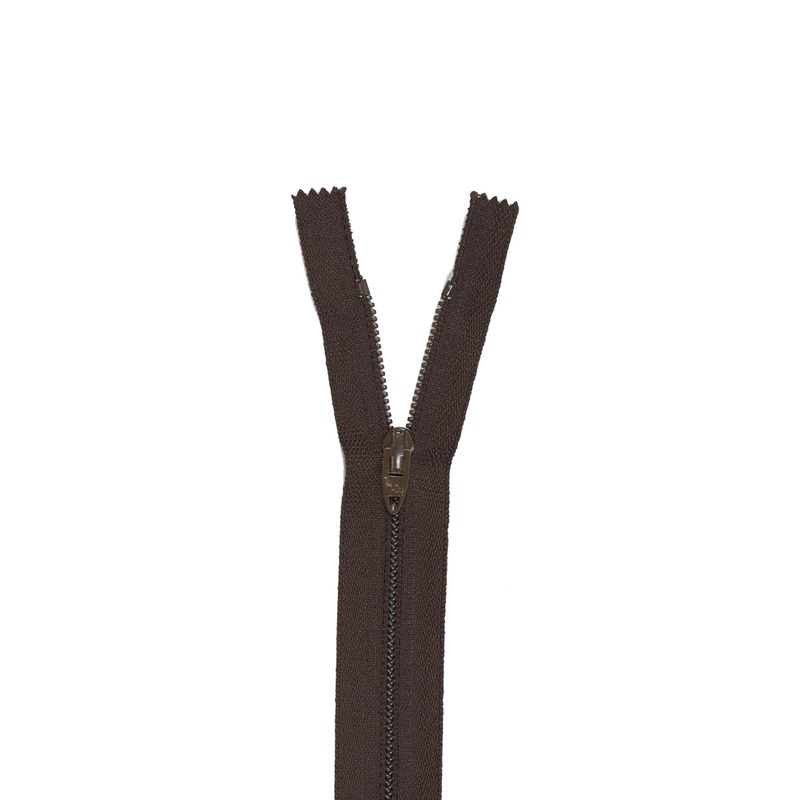 Brown Regular Zipper with Nylon Coil – 6″